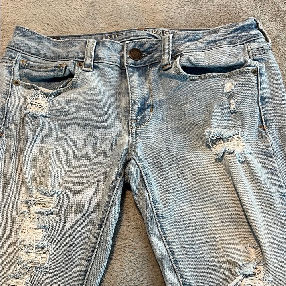 American Eagle Outfitters Light Blue Distressed Boyfriend Jeans